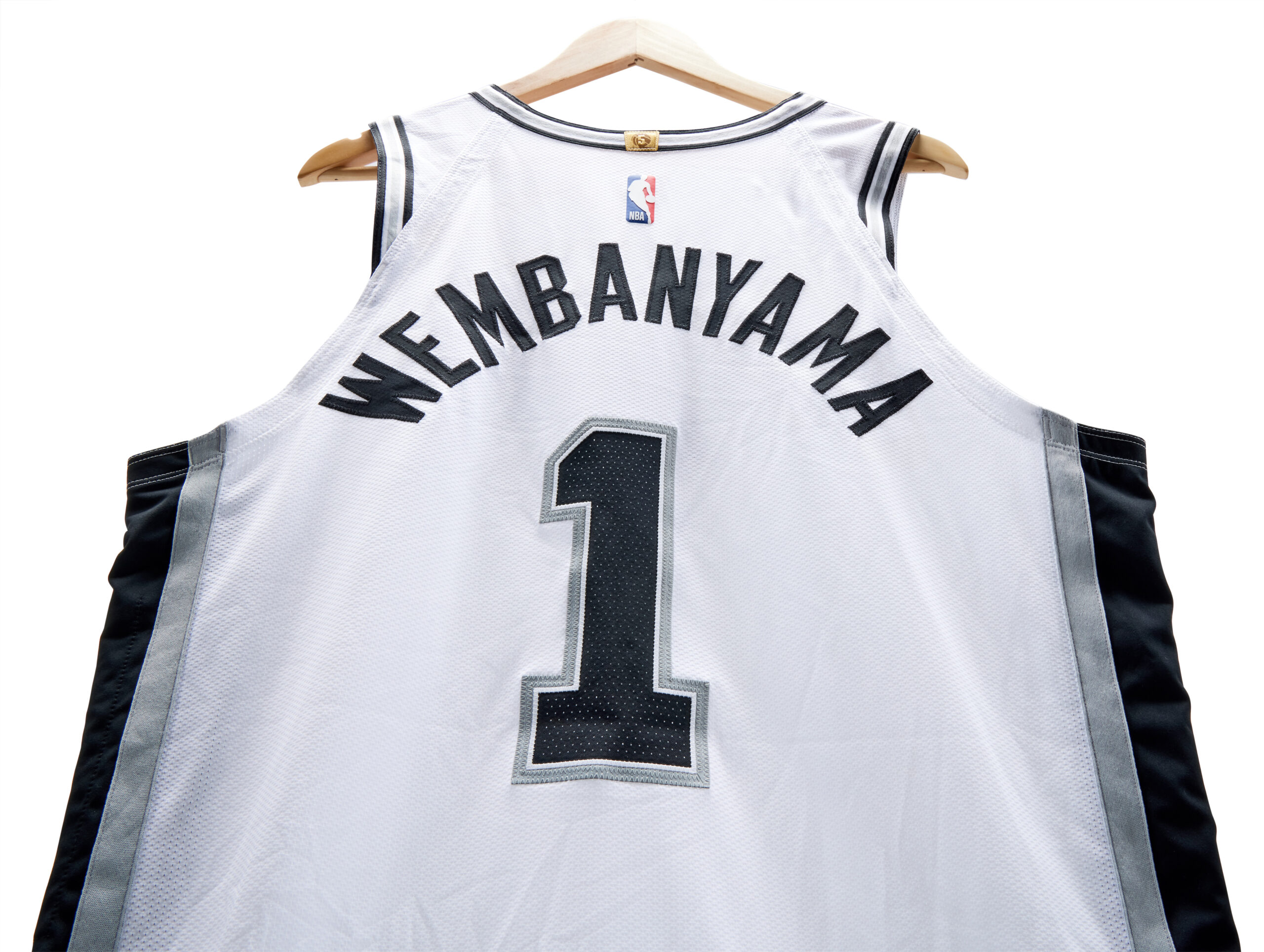 Wembanyama Debut Jersey Sells For $762,000
