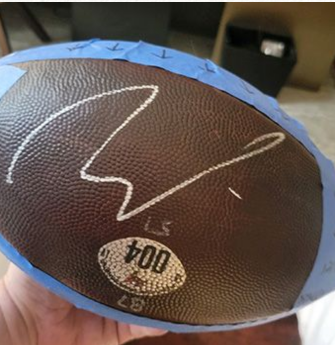 Collector Uproar at Tom Brady Autograph Session: Promises Unmet at Miami Event