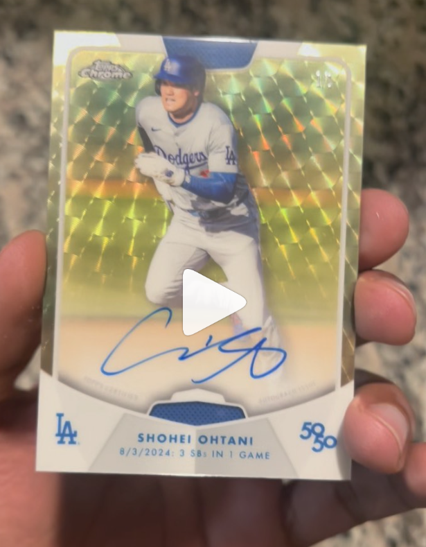 Shohei Ohtani's Rare 1/1 Superfractor Pulled, Sending the Hobby Into a Frenzy